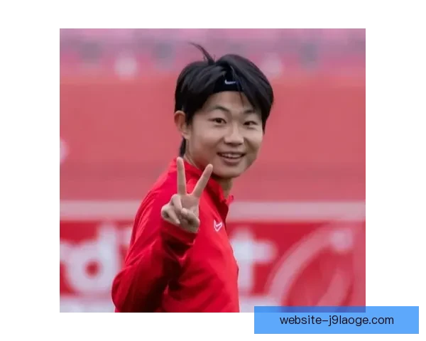 吴澄舒正式加盟法甲第戎女足开启职业新征程 吴澄舒正式加盟法甲第戎女足开启职业新征程